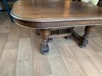 Antieke eiken salontafel met bewerkt onderstel., Ophalen, Gebruikt, 50 tot 100 cm, Klassiek. Vintage