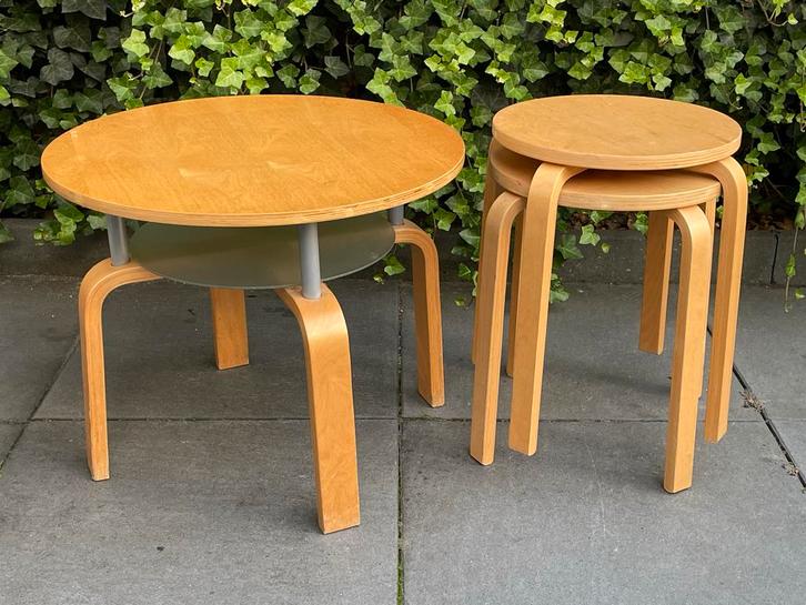 Bijzettafel Salon-Tafel Ikea Frosta Krukje Krukjes Design, Huis en Inrichting, Tafels | Sidetables, Zo goed als nieuw, 50 tot 75 cm