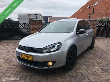 Volkswagen Golf 1.2 TSI Xenon Cruise Navi LED beschikbaar voor biedingen