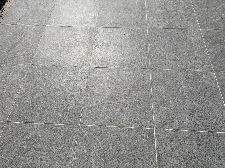 Terras/zwembad natuurstenen tegels 60x60, Tuin en Terras, Tegels en Klinkers, Gebruikt, Terrastegels, Natuursteen, 10 m² of meer