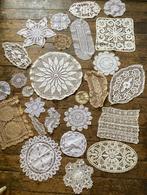 27 kanten kleedjes, Antiek en Kunst, Ophalen of Verzenden