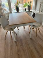 Gratis Eettafel met 4 stoelen, Huis en Inrichting, Tafels | Eettafels, Ophalen, Gebruikt, 100 tot 150 cm, 50 tot 100 cm