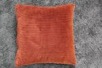 Cognac kleurig kussen, Huis en Inrichting, Woonaccessoires | Kussens, Ophalen, Gebruikt, Bruin, Vierkant