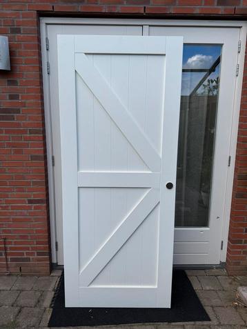 Skantrae massieve houten binnendeur beschikbaar voor biedingen