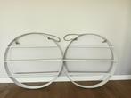 2 witte stalen wandhangers 80cm., Huis en Inrichting, Ophalen, Zo goed als nieuw