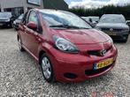 Toyota Aygo 1.0-12V Aspiration Red,Airco,5drs,half leer!, Origineel Nederlands, Te koop, Benzine, 4 stoelen