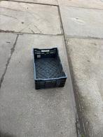 Ca. 25 stapelbare kratten te koop, Ophalen, Gebruikt, 40 tot 60 cm, 50 tot 75 cm