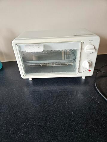Mini Oven met Grill beschikbaar voor biedingen