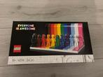 Lego 40516 -everyone is awesome NIEUW, Kinderen en Baby's, Speelgoed | Duplo en Lego, Ophalen of Verzenden, Nieuw, Complete set