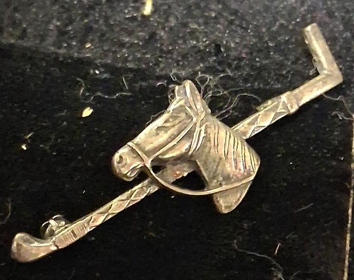 Vintage Zilveren polo Paarden speld, Antiek en Kunst, Antiek | Goud en Zilver, Zilver, Ophalen of Verzenden