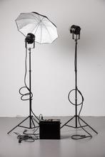 Bowens Quadmatic 1,5K generator + 2 toortsen en paraplu set, Ophalen of Verzenden, Gebruikt, Lamp of Flitsset