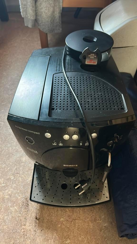 Bosch Benvenuto Classic koffiemachine, Witgoed en Apparatuur, Koffiezetapparaten, Gebruikt, Koffiebonen, Koffiemachine, 10 kopjes of meer