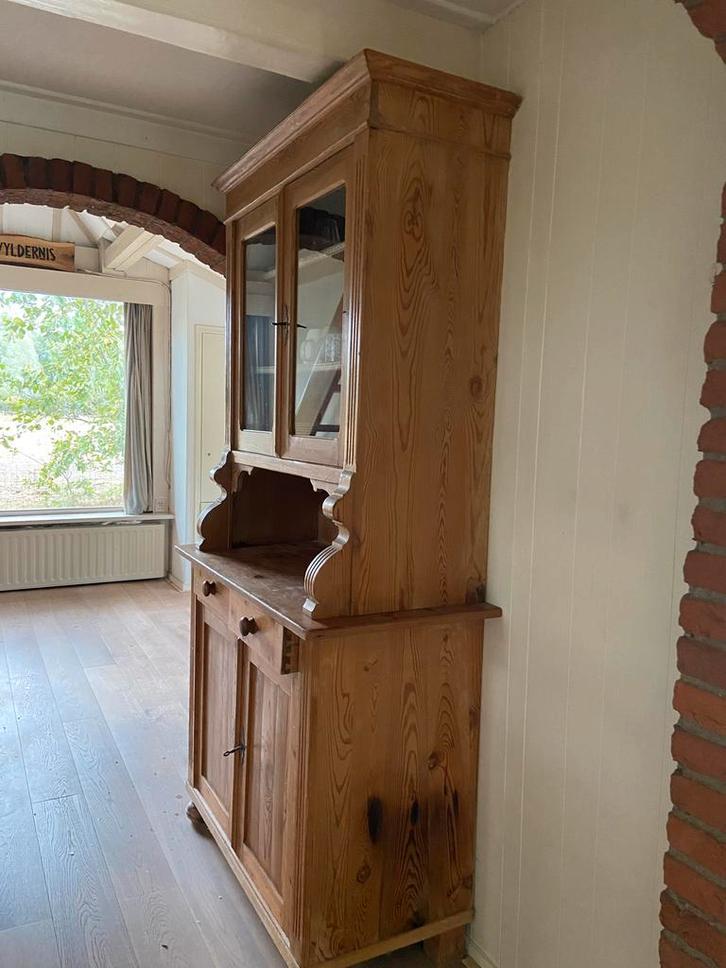 Mooie grenen servieskast met glasdeuren, Huis en Inrichting, Kasten | Buffetkasten, Gebruikt, 150 tot 200 cm, 100 tot 150 cm, 25 tot 50 cm