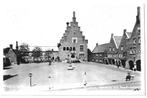 AK Waalwijk - Raadhuis met Raadhuisplein, 1940 tot 1960, Ongelopen, Noord-Brabant, Verzenden