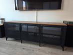 Ikea Fjallbo TV meubel - Zwart staal & hout, Huis en Inrichting, Gebruikt, 150 tot 200 cm, Minder dan 100 cm, Industrieel