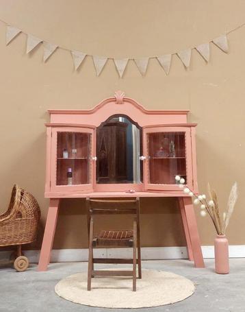 Vintage sierlijke meidenkaptafel meidenkamer roze make up beschikbaar voor biedingen