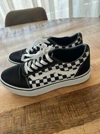 Vans old skool schoenen maat 38, Ophalen of Verzenden, Zo goed als nieuw, Zwart, Sneakers of Gympen