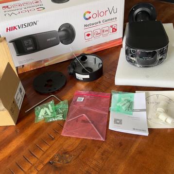 HIKVISION DS-2CD2T87G2P-LSU/SL 180º 8MP CAMERA *NIEUW* beschikbaar voor biedingen