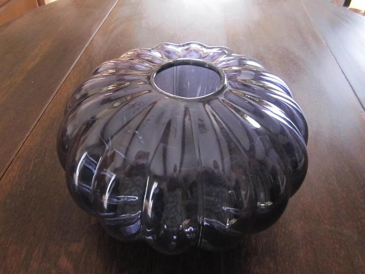 Paars glas pumpkin vaas - design Gunnel Sahlin, Antiek en Kunst, Antiek | Vazen, Verzenden