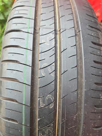 195 60 16/185 60 16/ 175 60 16 NIEUW DUNLOP MONTAGE MOGELIJK beschikbaar voor biedingen