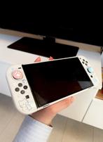Nintendo Switch OLED (Amper gebruikt), Spelcomputers en Games, Spelcomputers | Nintendo Switch, Ophalen, Zo goed als nieuw, Met 2 controllers
