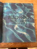 Madonna Tourbook 2001 Drowned World Tour, Boeken, Muziek, Artiest, Ophalen of Verzenden, Zo goed als nieuw
