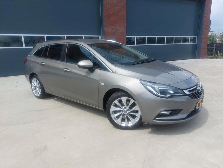 Opel Astra Sports Tourer 1.6 CDTI Business+AIRCO/ECC /NAV /L, Auto's, Opel, Bedrijf, Te koop, Astra, ABS, Airbags, Airconditioning