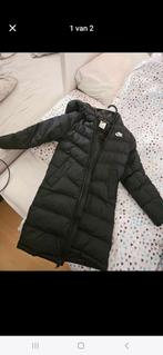 Nike kinder jas, Ophalen of Verzenden, Zo goed als nieuw, Jongen of Meisje