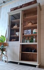 Vintage/Antieke zandkleurige winkelkast, Brocante buffetkast, 200 cm of meer, 150 tot 200 cm, Ophalen of Verzenden, 25 tot 50 cm