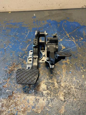 Volkswagen Polo V (6R) Pedaal Set 6R2721115  beschikbaar voor biedingen