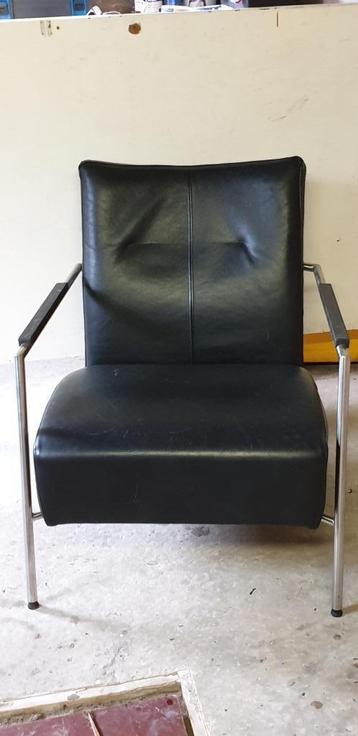 Fauteuil beschikbaar voor biedingen