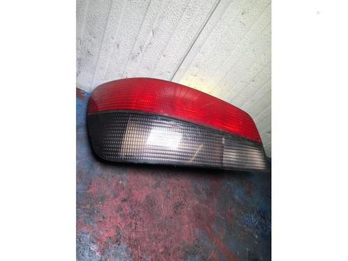 Achterlicht links van een Peugeot 306, Auto-onderdelen, Verlichting, Peugeot, Gebruikt, 3 maanden garantie, Ophalen of Verzenden