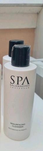 Salonnepro Resurfacing cleanser 2x, Ophalen of Verzenden, Nieuw, Gehele gezicht, Reiniging