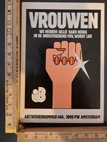 Vintage sticker Vrouwen we hebben jullie hard nodig  beschikbaar voor biedingen
