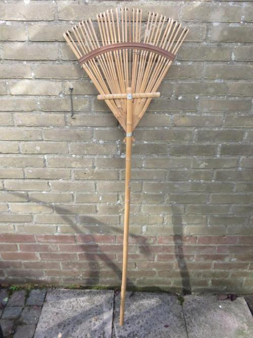 Bamboe bladhark, bladerhark, gazonhark, grashark, waaier, Tuin en Terras, Hand-tuingereedschap, Zo goed als nieuw, Hark, Ophalen