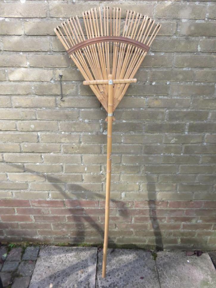 Bamboe bladhark, bladerhark, gazonhark, grashark, waaier, Tuin en Terras, Hand-tuingereedschap, Zo goed als nieuw, Hark, Ophalen