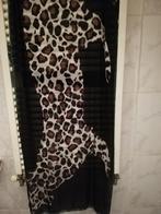 Marc cain Marccain zijde sjaal, Kleding | Dames, Mutsen, Sjaals en Handschoenen, Ophalen of Verzenden, Gedragen, Maat 46/48 (XL) of groter