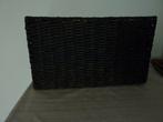 riet rotan mand zwart met handvaten, Huis en Inrichting, Ophalen, Overige materialen, Mand, Zo goed als nieuw
