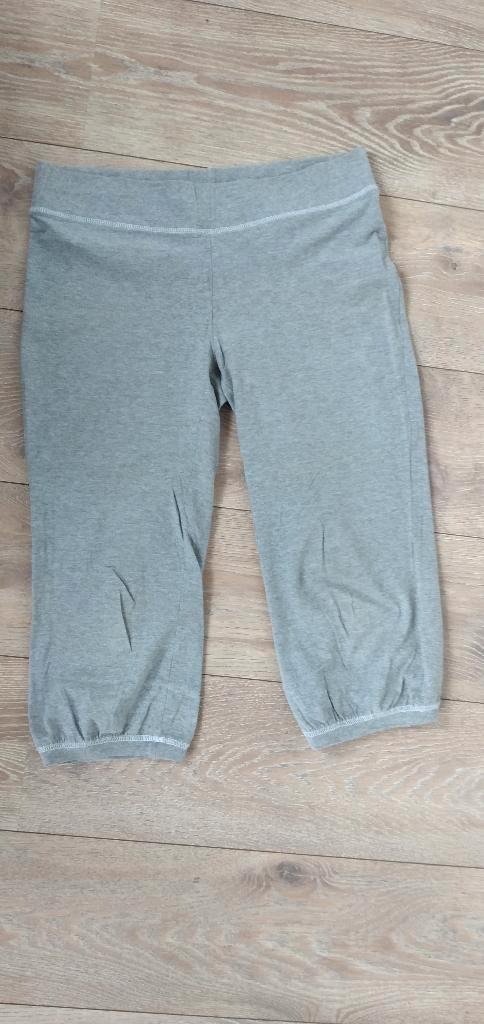 Sport en korte broeken (dames) kleine prijsjes, Kleding | Dames, Sportkleding, Zo goed als nieuw, Fitness of Aerobics, Maat 42/44 (L)