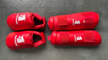 Karate kumite beschermers Matsuru rood XS beschikbaar voor biedingen