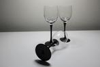 Luminarc wijnglas op zwarte voet - 3 wijnglazen, Verzamelen, Glas en Borrelglaasjes, Ophalen of Verzenden, Zo goed als nieuw, Overige typen