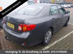 Toyota Corolla Sedan 1.6-16V Terra | Dealer onderhouden | 1e, Auto's, Voorwielaandrijving, Gebruikt, Zwart, 4 cilinders