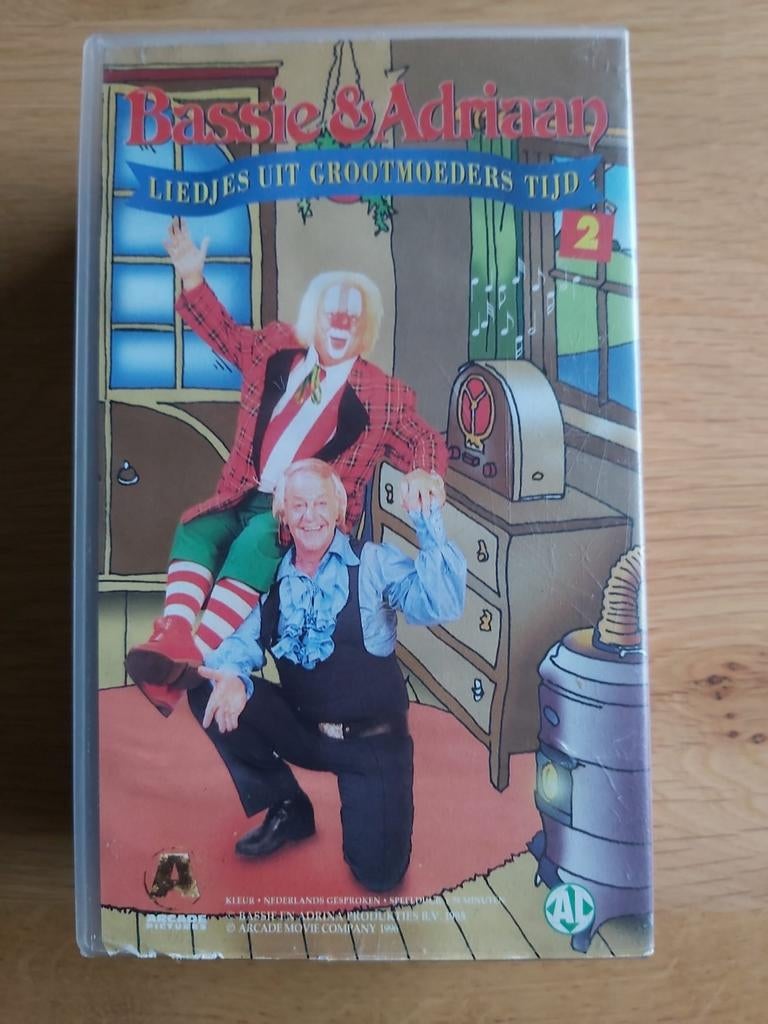 Bassie en Adriaan vhs banden, Gebruikt, Alle leeftijden, Kinderprogramma's en -films, Overige typen
