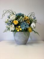 Groot vol blauw/geel stuk in mooie witte pot 60 hoog, Huis en Inrichting, Ophalen, Zo goed als nieuw