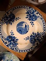 Vintage Societé Ceramique Maastricht Bord met Pauw, Ophalen of Verzenden