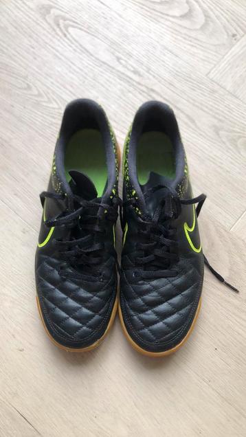 Nike sportschoenen lichte zool, maat 41 beschikbaar voor biedingen