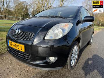 Toyota Yaris 1.0 VVTi Terra nieuwe koppeling met airco beschikbaar voor biedingen