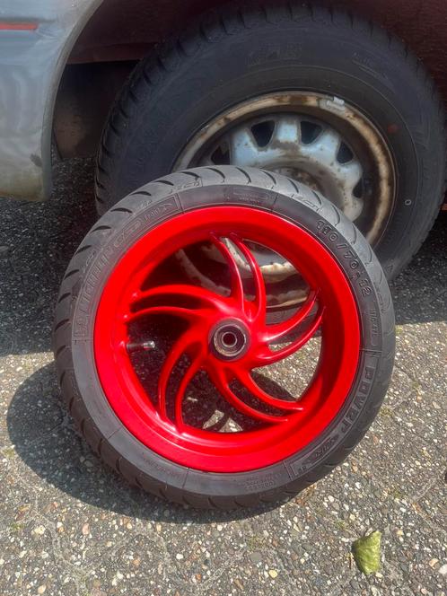 Piaggio new fly velg met nieuwe michelin band, Motoren, Tuning en Styling, Ophalen of Verzenden