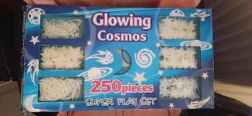 Glow in the dark 250 stukjes, nieuw in doos beschikbaar voor biedingen