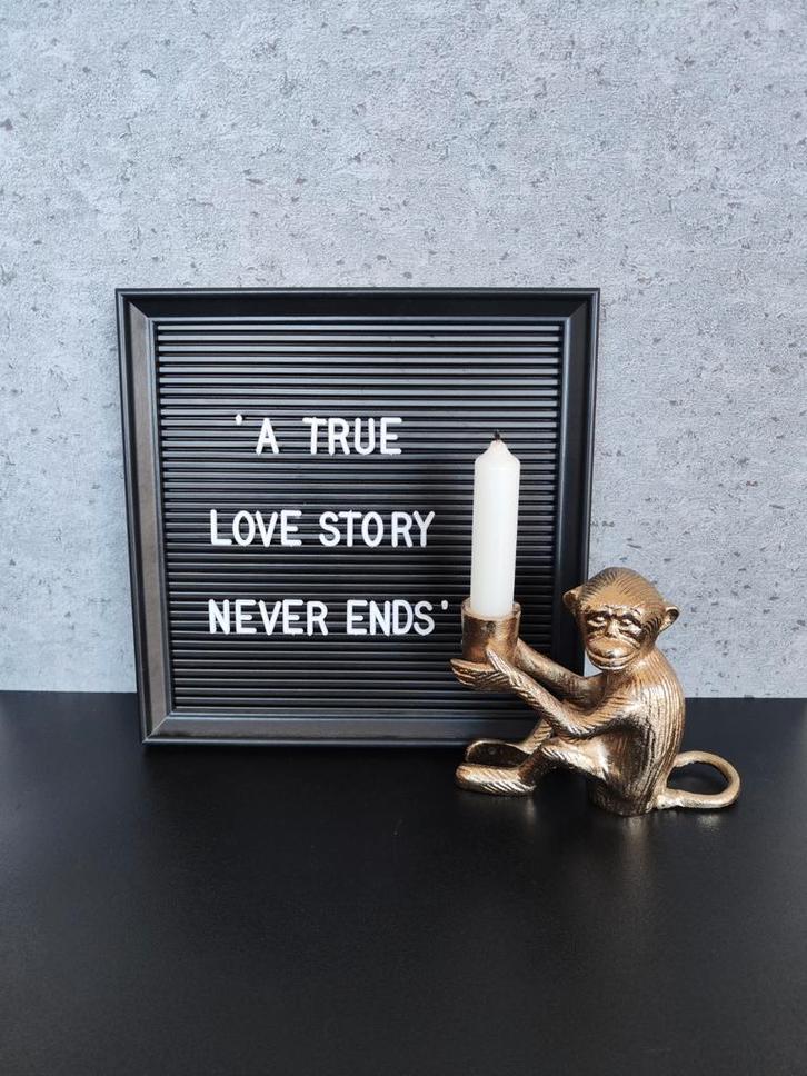 Prachtig behang, grijs betonlook met gouden spikkels, Huis en Inrichting, Stoffering | Behang, Grijs, 50 tot 75 m², Ophalen of Verzenden